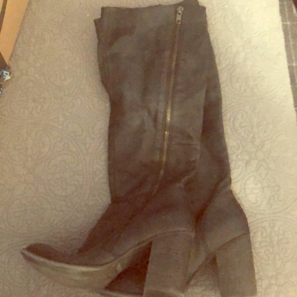 Genuine Soft Leather Aldo Heeled Boots - Picture 1 of 3